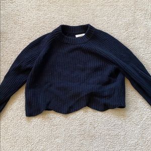 Black cropped knit sweater